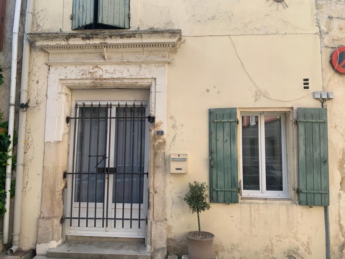 Maison de village provençal Vallabrègues Exterior foto